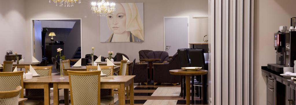 Ross Hotel 3*